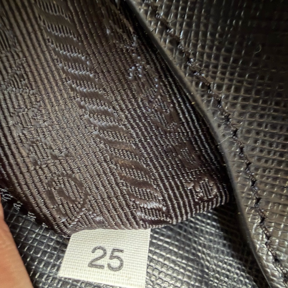 Prada Black Saffiano Leather Bag with Chain Strap. Comes with COA - Picture 15 of 17